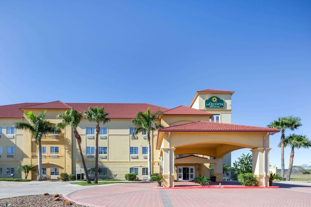 La Quinta Inn & Suites by Wyndham Raymondville — hotel in Raymondville