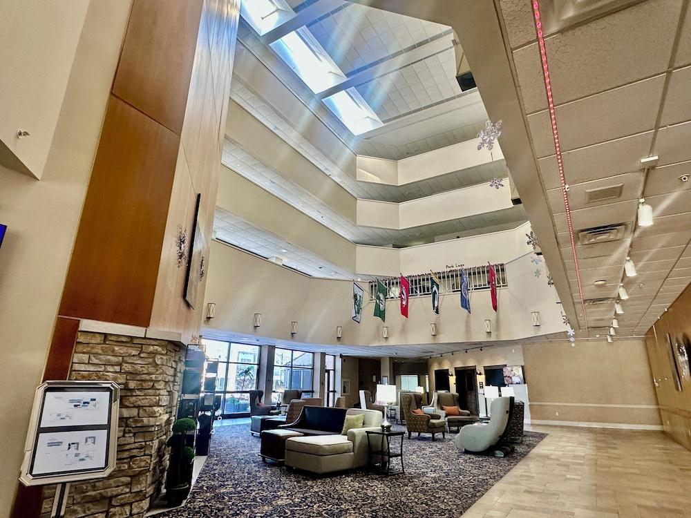 Hotel Mead Resorts & Conventions Center — hotel in Wisconsin Rapids