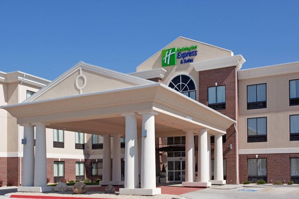 Holiday Inn Express & Suites Buffalo by IHG — hotel in Buffalo