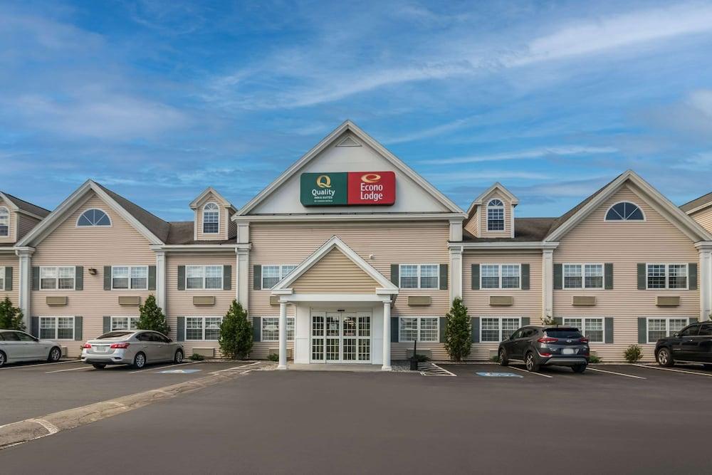 Econo Lodge Auburn I-95 — hotel in Auburn