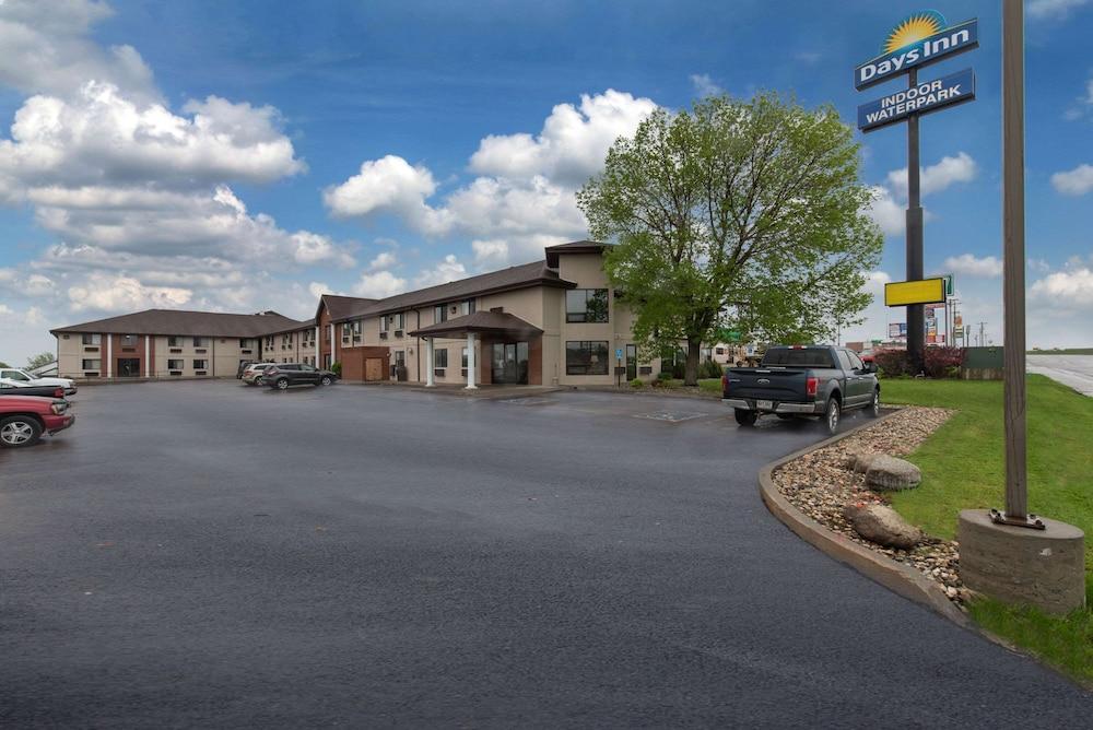 Days Inn by Wyndham Mitchell SD — hotel in Mitchell