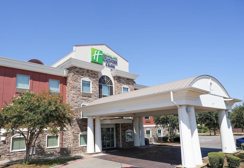 Holiday Inn Express & Suites Dallas Southwest-Cedar Hill by IHG — hotel in Cedar Hill