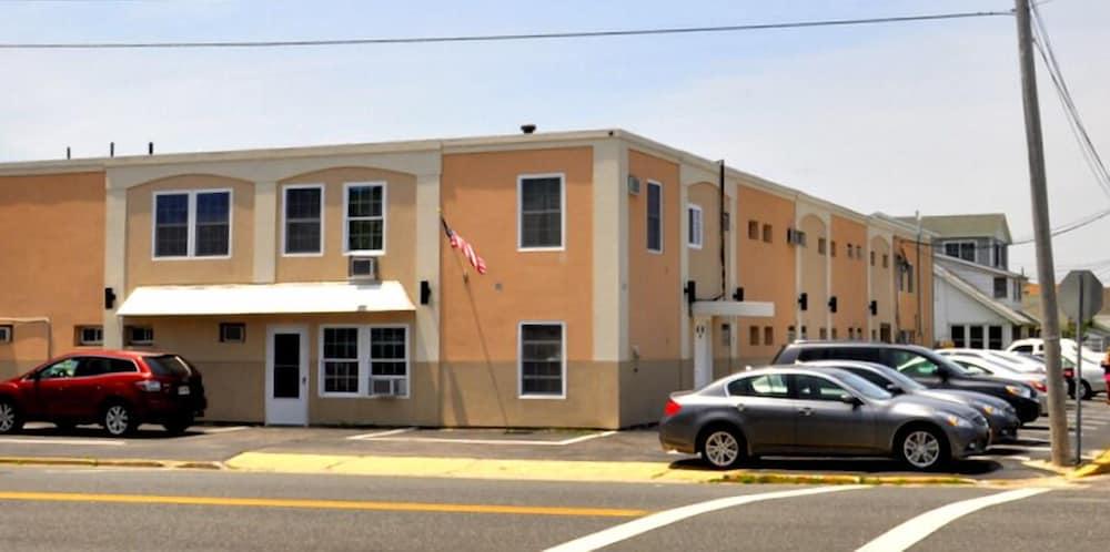 Dunes by the Ocean — hotel in Point Pleasant Beach