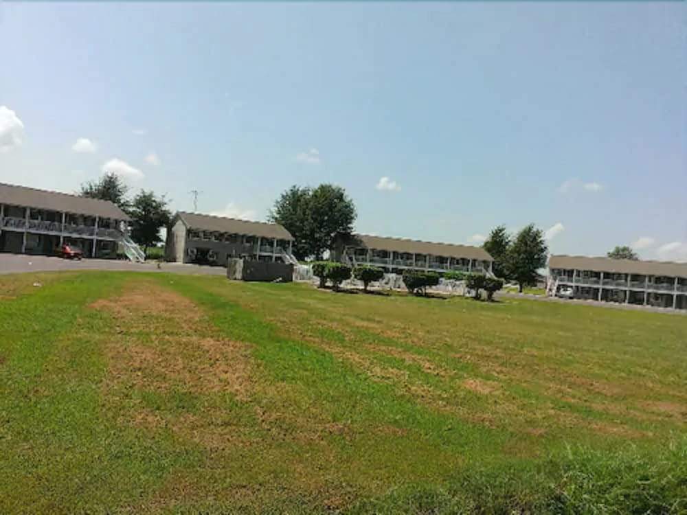 Reelfoot Lake Inn