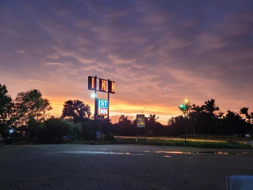 1st Interstate INN — hotel in Sterling