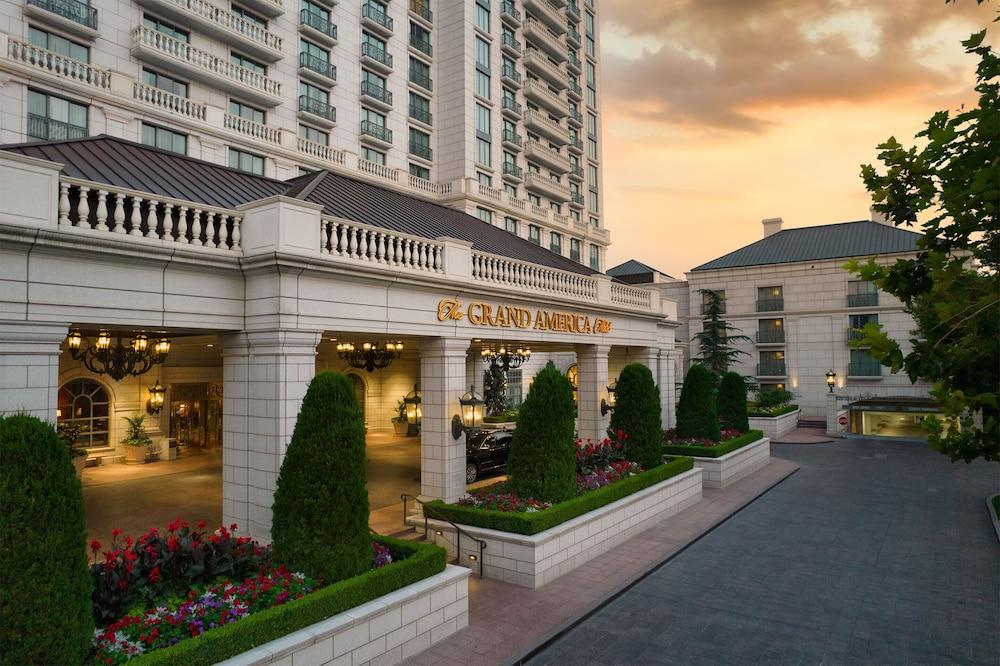 The Grand America Hotel — hotel in Salt Lake City