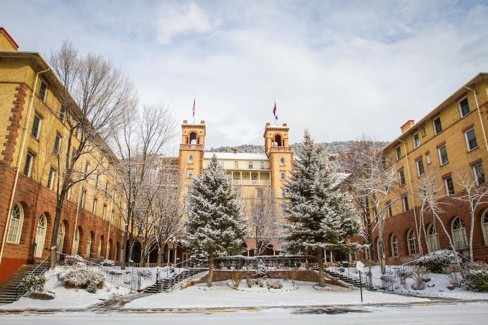 Hotel Colorado — hotel in Glenwood Springs