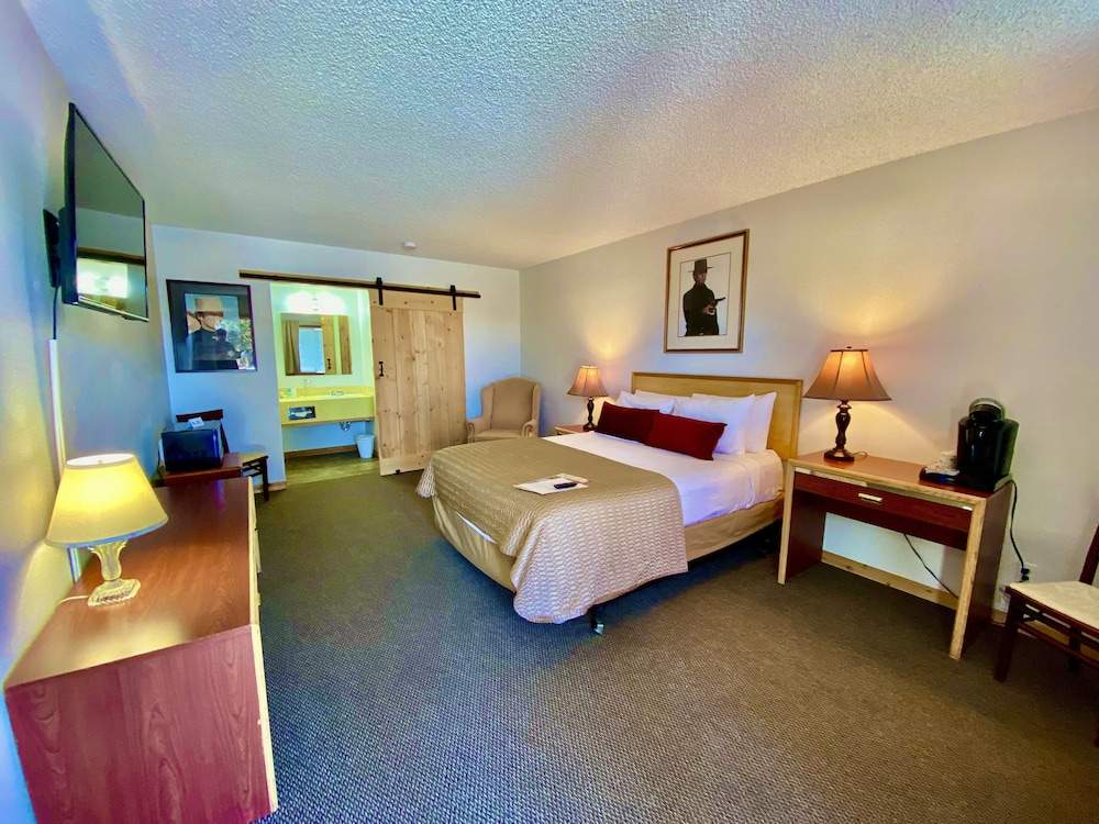 Old Montana Inn