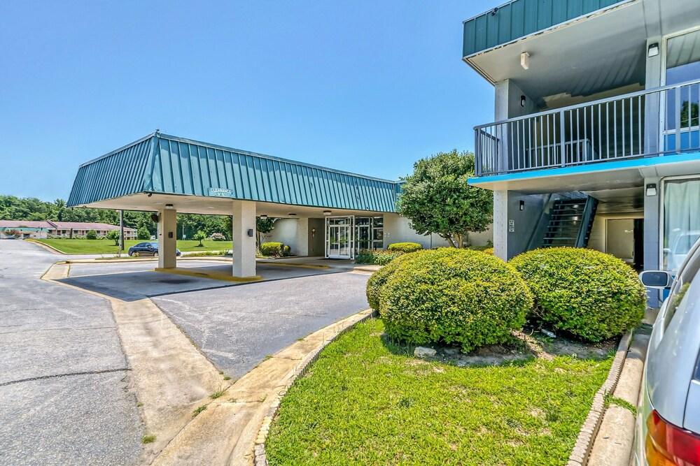 121 Motel — hotel in Battleboro