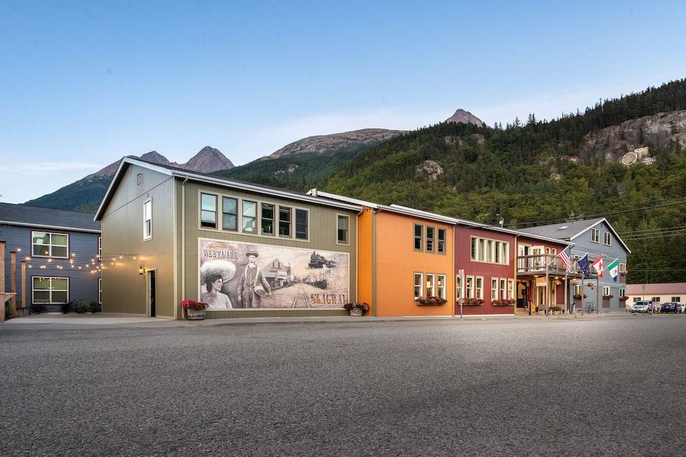Holland America Skagway Inn