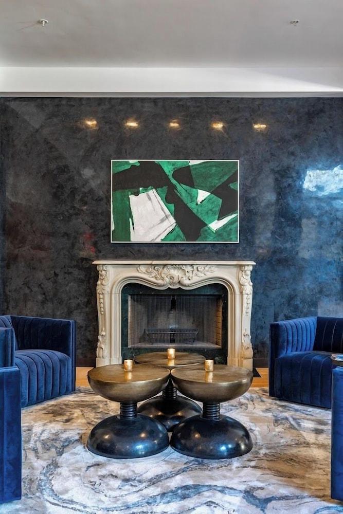 The Exchange Hotel — hotel in St. Petersburg