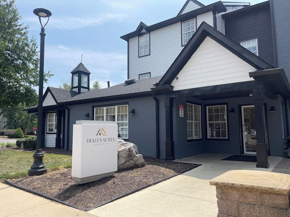 MainStay Suites Sterling near Dulles Town Center
