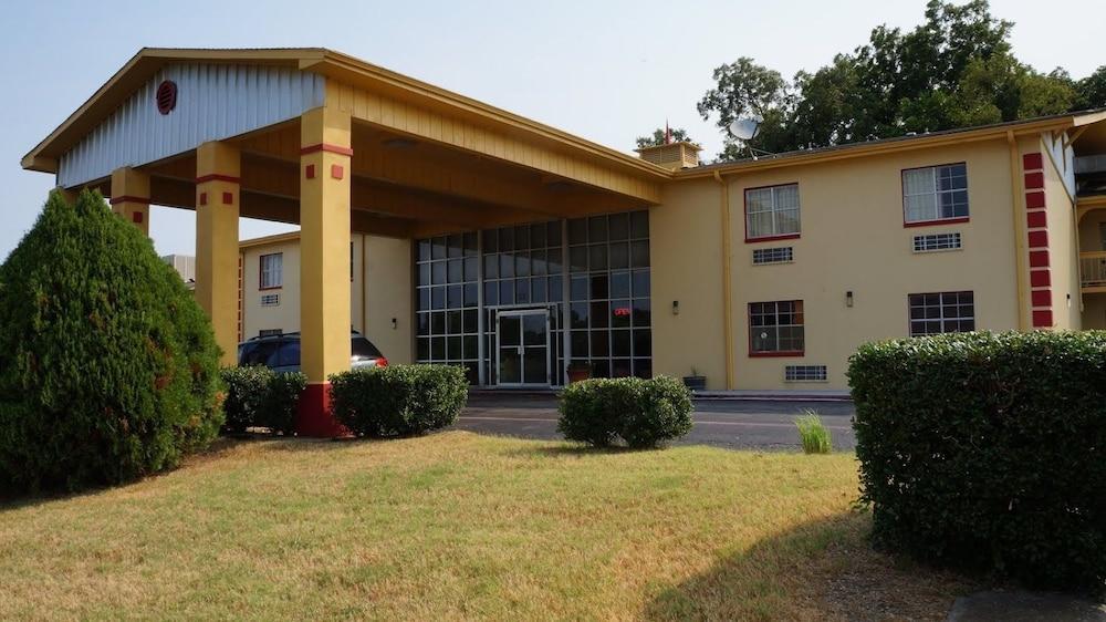 Travelers Inn — hotel in Sherman