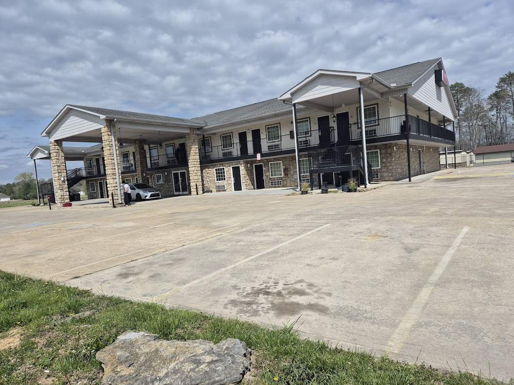General Bragg Inn & Suites Chickamauga