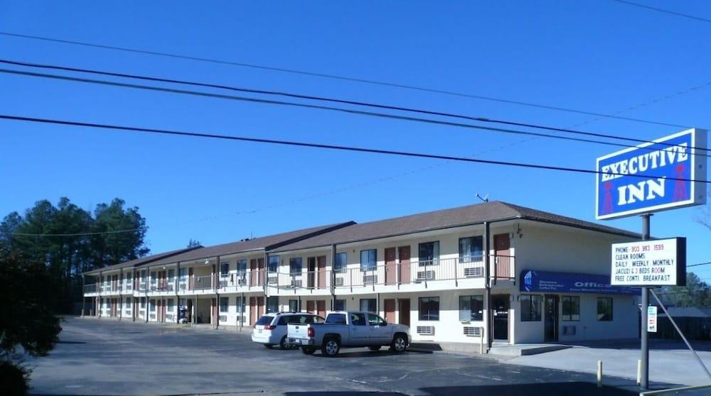 Executive Inn by OYO Kilgore North — hotel in Kilgore