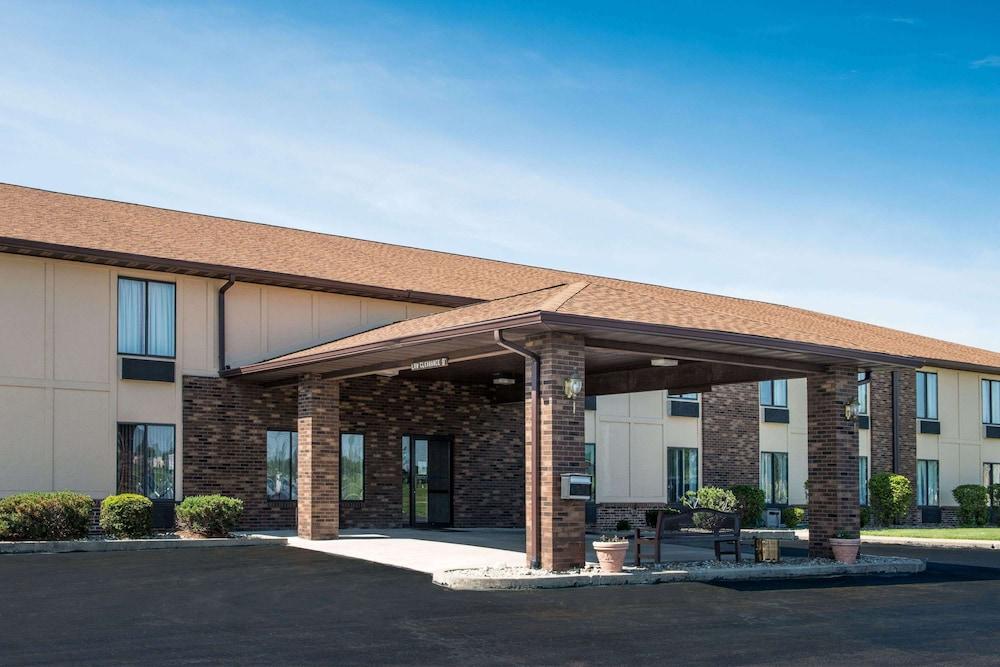 Days Inn by Wyndham Pontoon Beach — hotel in Granite City