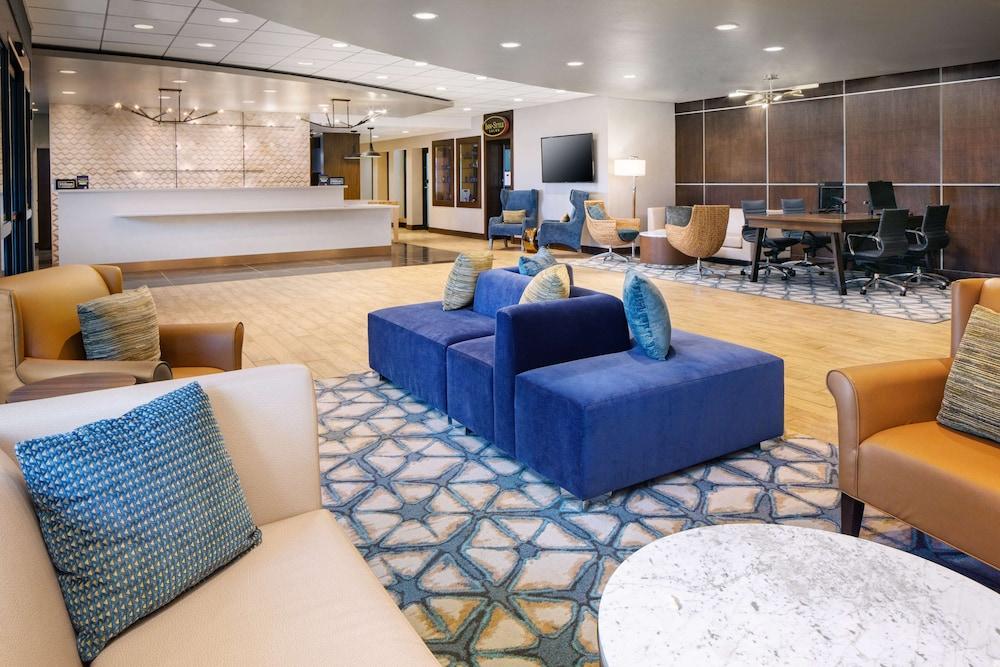 DoubleTree by Hilton Ann Arbor North — hotel in Ann Arbor