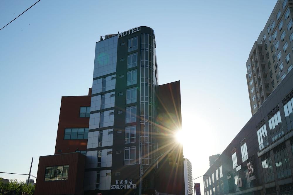 Starlight Hotel — hotel in Flushing