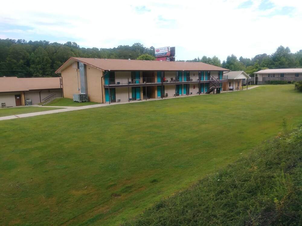 Blue Ridge Rustic Inn