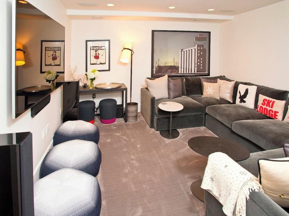 The Lodge at Vail, a RockResort by Vail Resorts — hotel in Vail