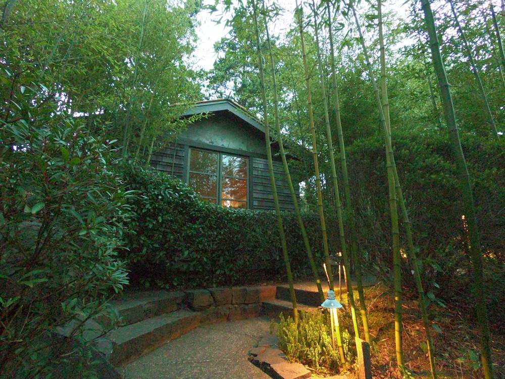 Coast Cabins