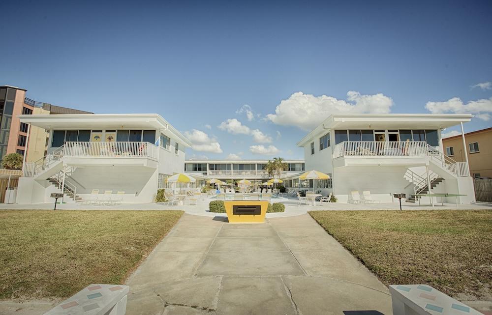 Sands of Treasure Island — hotel in Treasure Island
