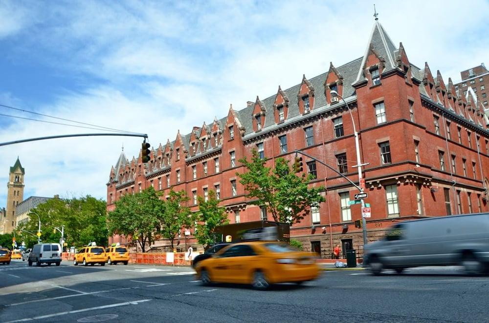 HI New York City - Hostel — hotel in New York