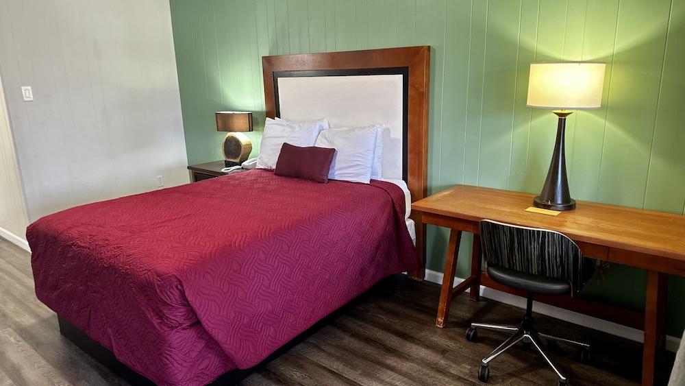 Colonial Inn Franklin — hotel in Franklin