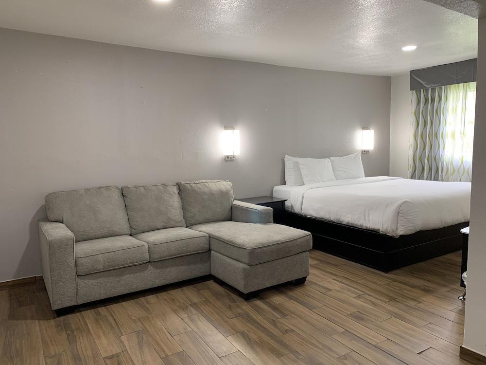 Days Inn by Wyndham Sulphur Springs — hotel in Sulphur Springs