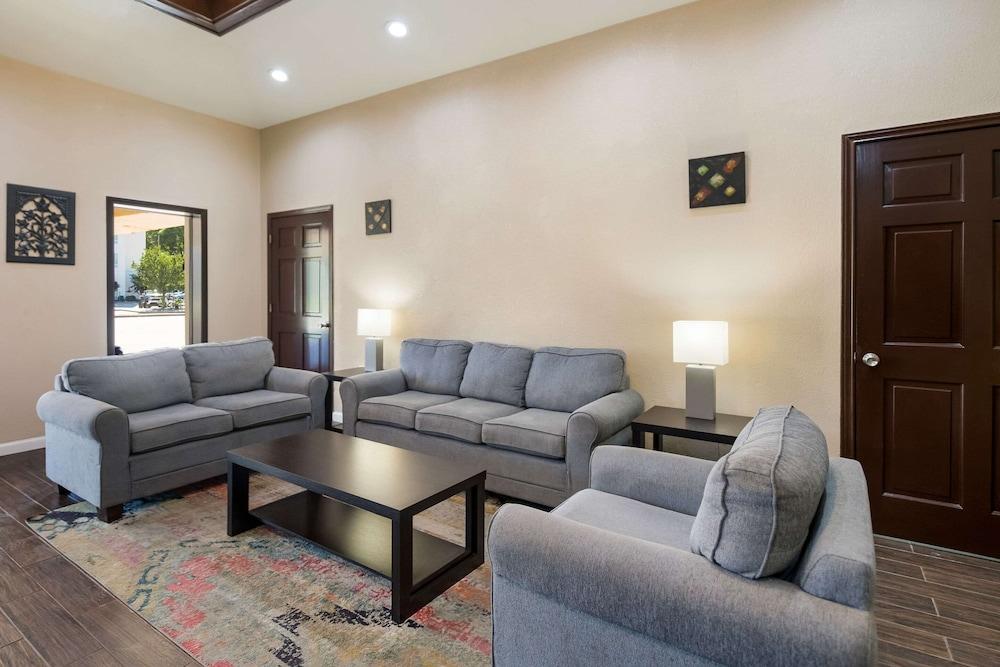 Quality Inn & Suites Lufkin — hotel in Lufkin