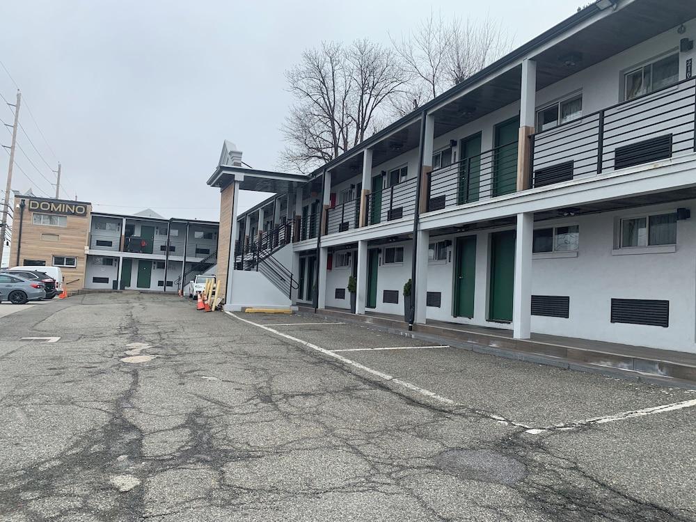 Domino Motel — hotel in North Bergen