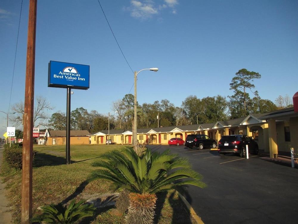 Americas Best Value Inn Starke — hotel in Starke