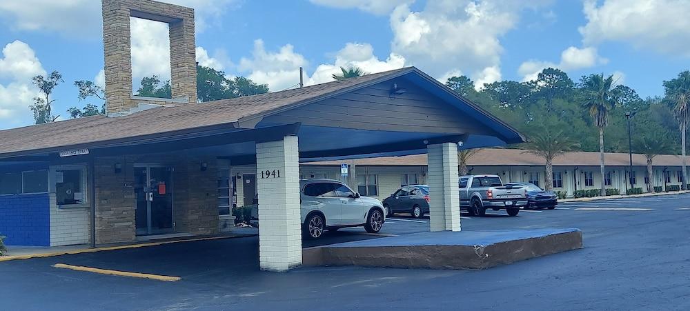 HOTEL BLUE — hotel in DeLand
