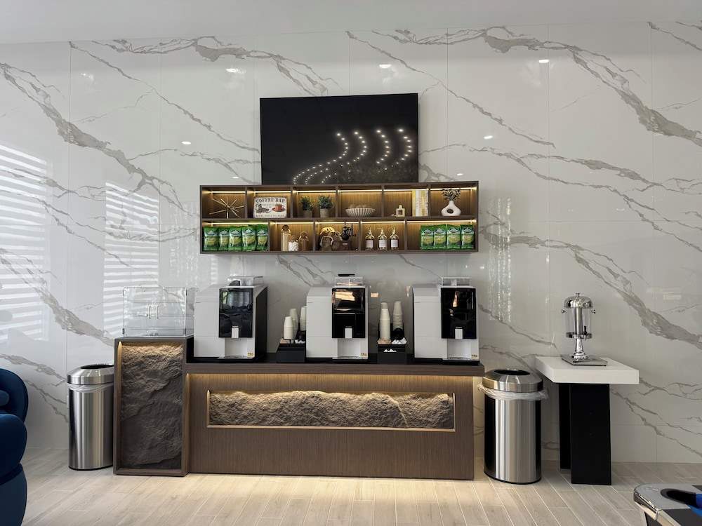 Blue – A Modern Hotel, an Ascend Collection Hotel