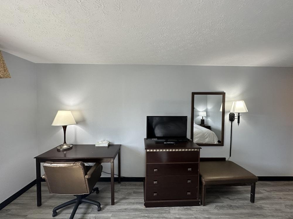 I65 Studio Suites — hotel in Scottsburg
