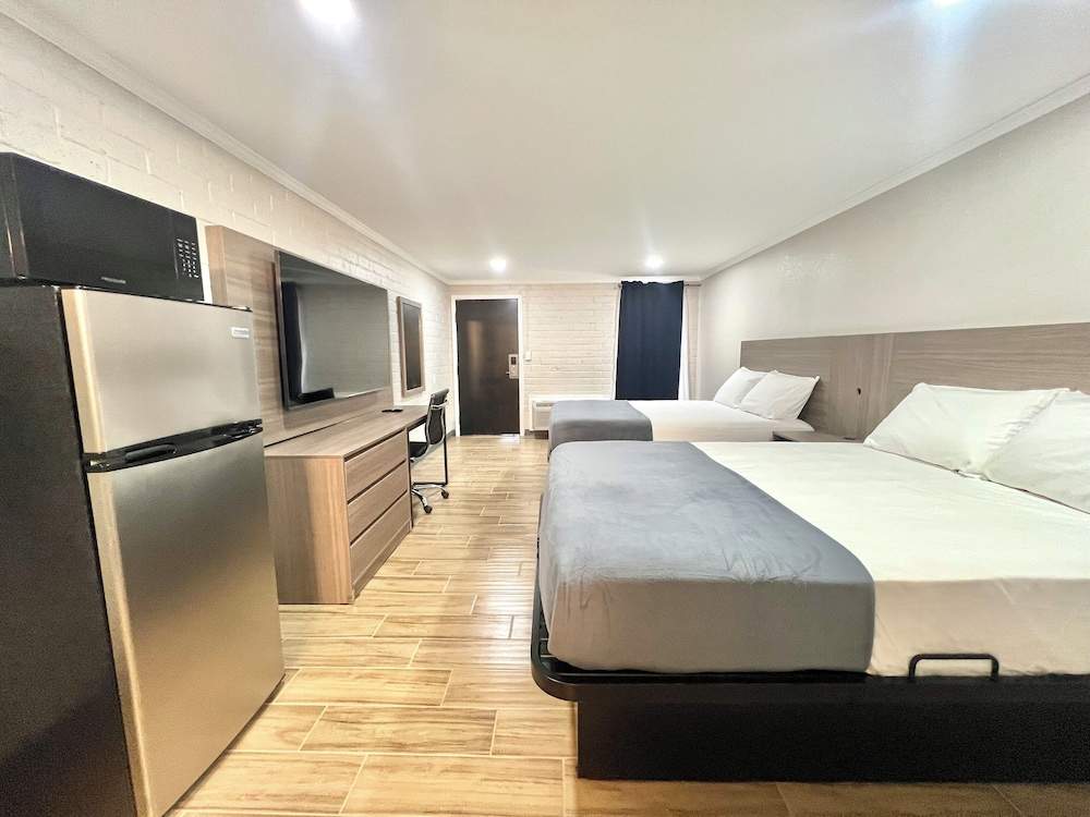 Economy Suites Extended Stay Tulsa