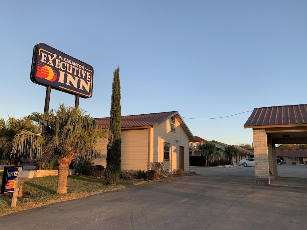 Pleasanton Executive Inn By OYO — hotel in Pleasanton