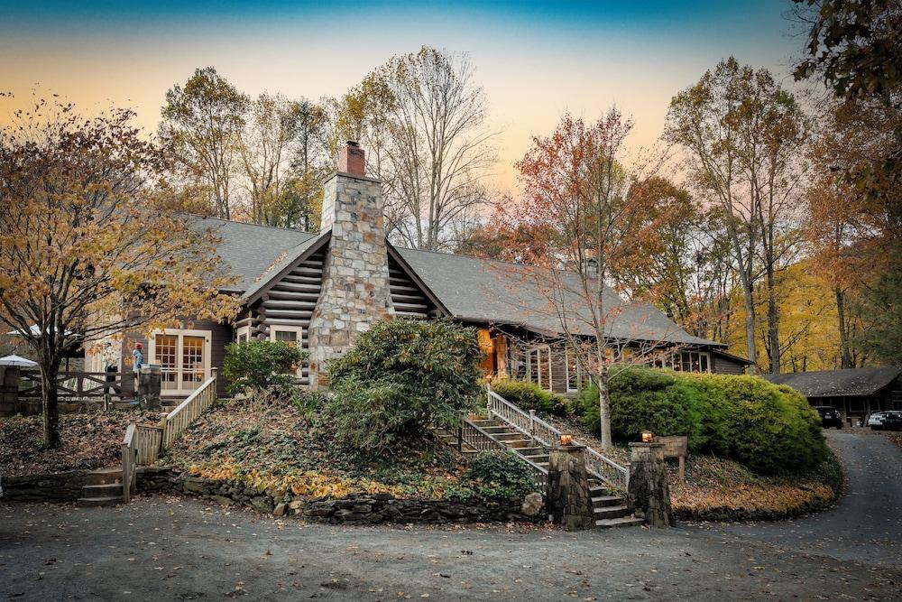 Snowbird Mountain Lodge — hotel in Robbinsville