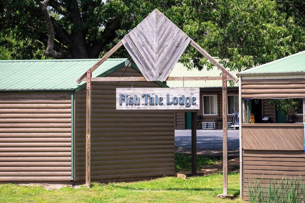 Fishtale Lodge