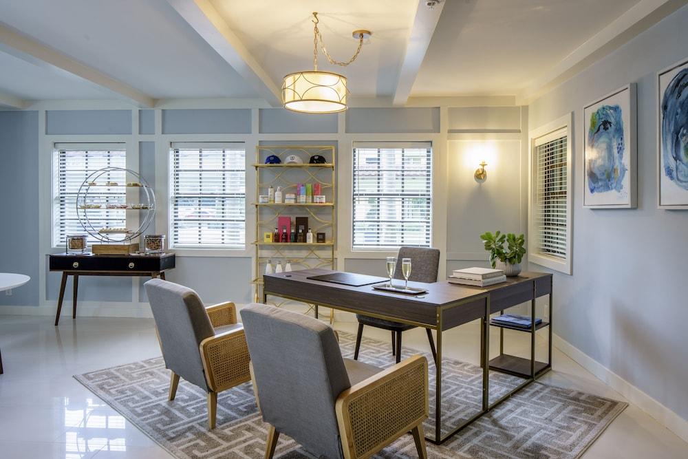 Bungalows at The Boca Raton — hotel in Boca Raton