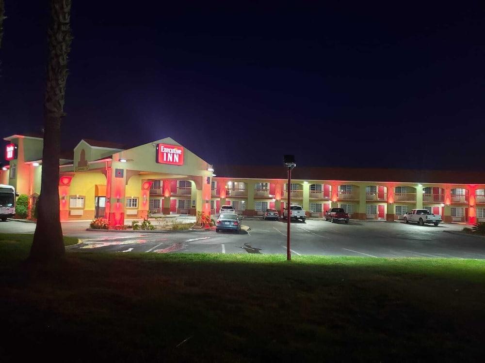 Executive Inn — hotel in Westley