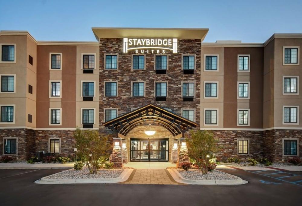 Staybridge Suites Grand Rapids SW - Grandville by IHG — hotel in Grandville