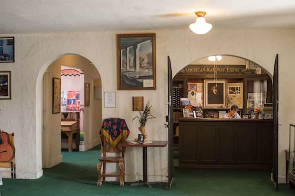 Amargosa Opera House — hotel in Death Valley