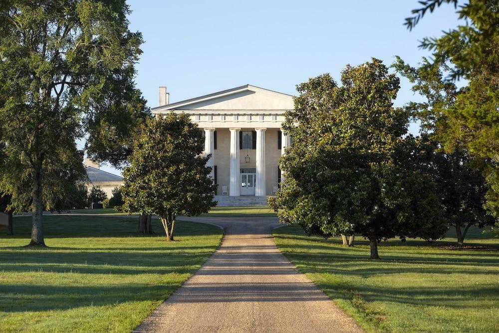 The Berry Hill Resort & Conference Center — hotel in South Boston