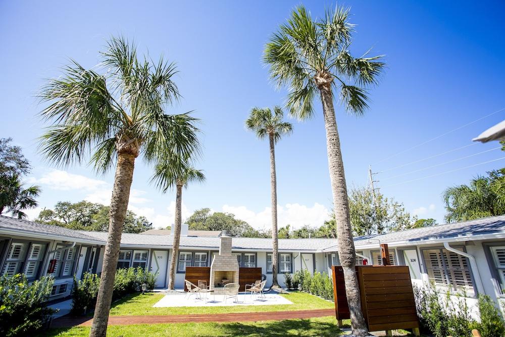 The Hotel Palms — hotel in Atlantic Beach