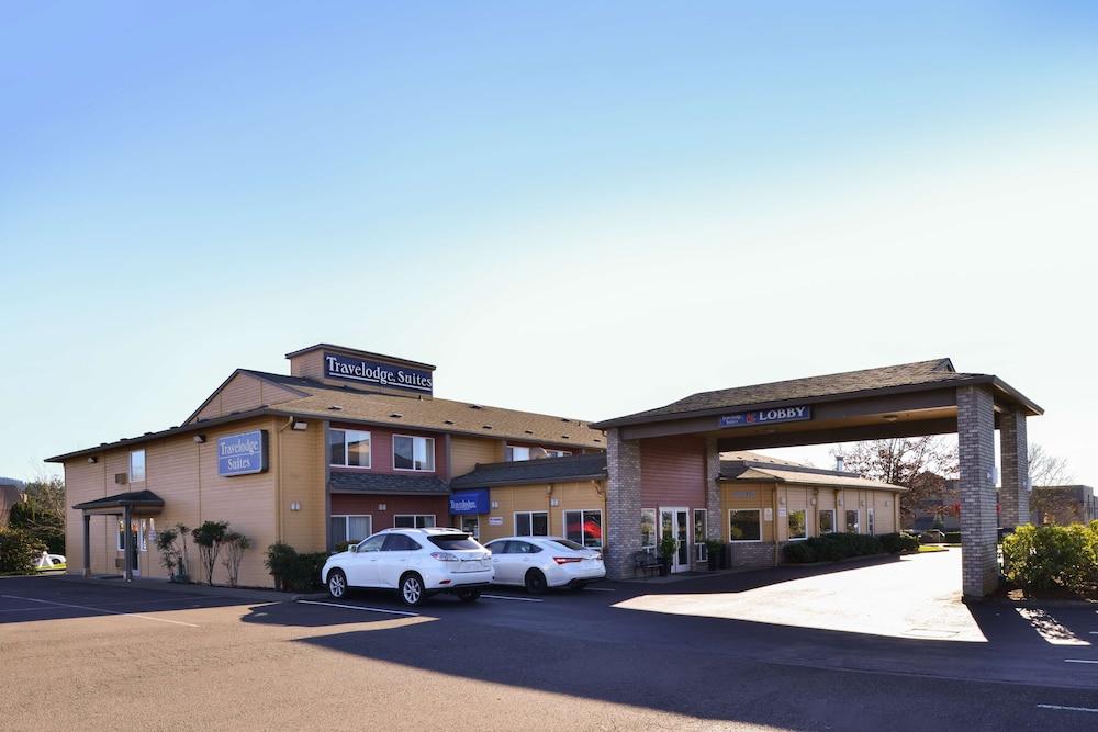 Travelodge Suites by Wyndham Newberg — hotel in Newberg