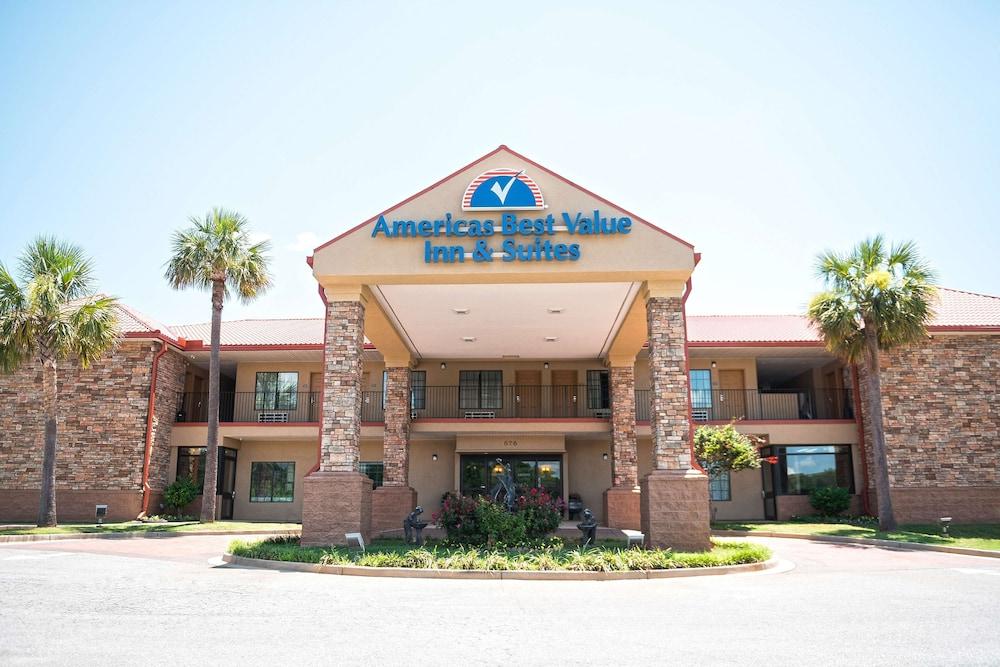 Americas Best Value Inn & Suites Griffin — hotel in Griffin