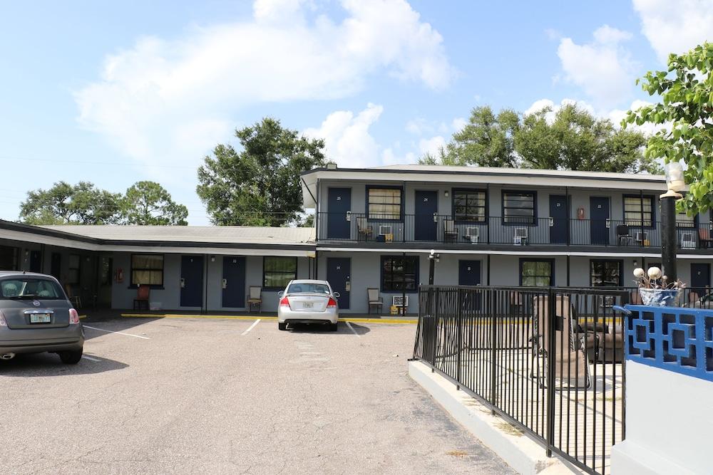 Dunedin Cove Motel — hotel in Dunedin