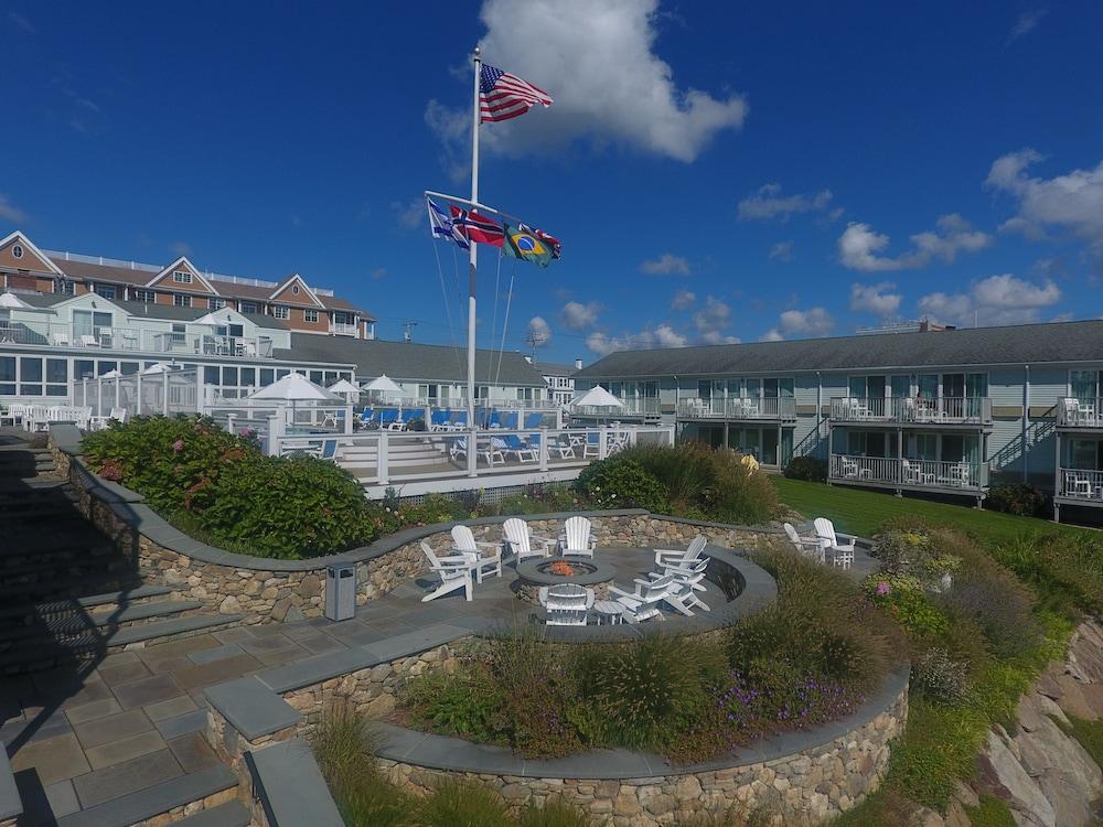Anchor In Distinctive Waterfront Lodging — hotel in Hyannis