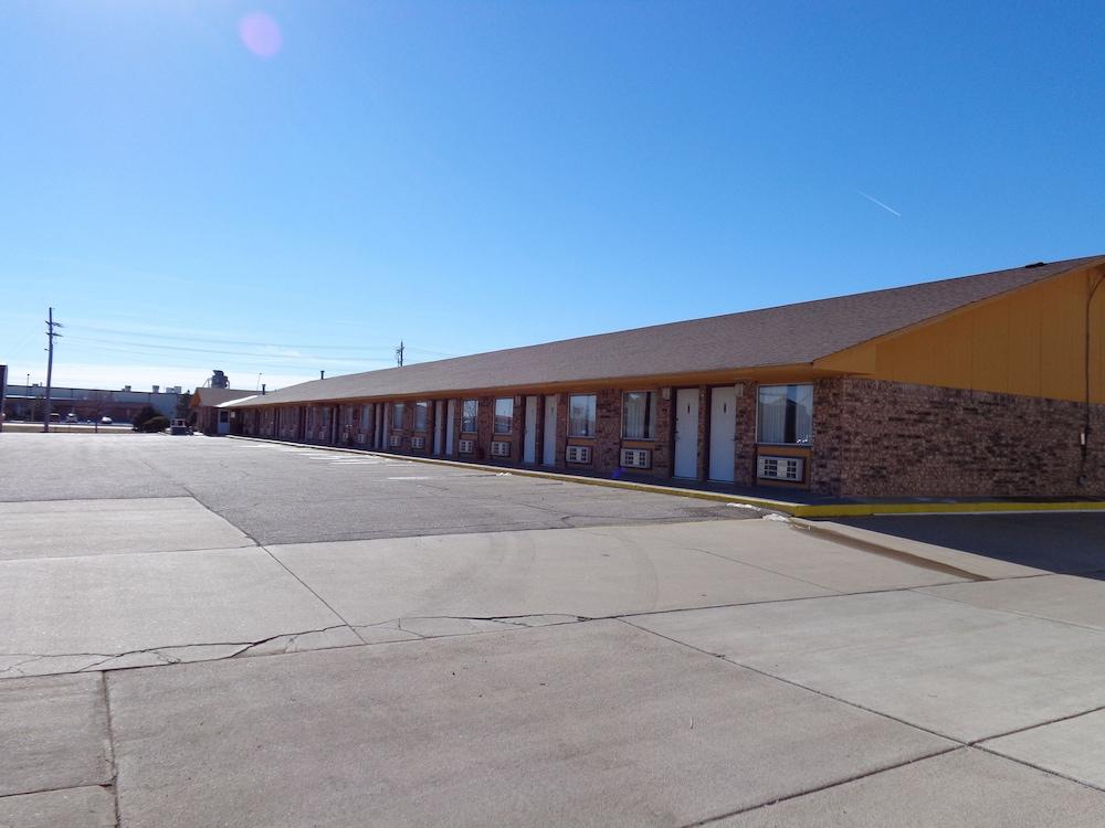 National 9 Inn Garden City — hotel in Garden City